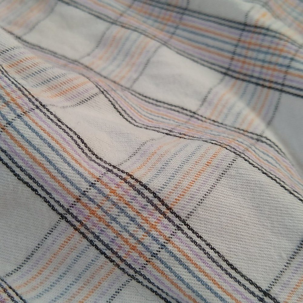 Universal Thread Button Up
